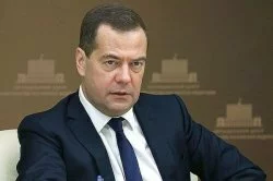 М. Дикажев поздравил Д.А.Медведева с Юбилеем