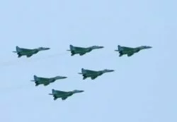 ВВС Азербайджана осуществляют полеты вдоль линии фронта - ВИДЕО