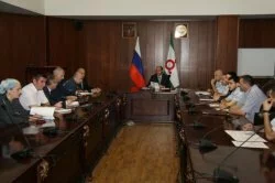 Заудин Доурбеков провел заседание межведомственной комиссии по профилактике правонарушений